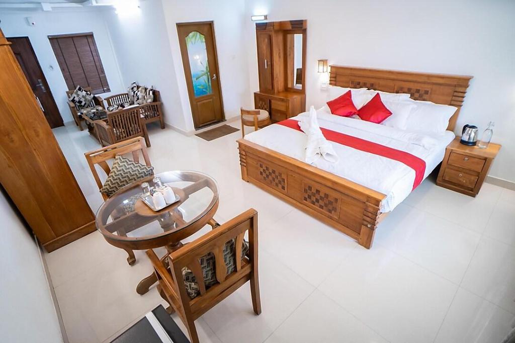 Room image 5